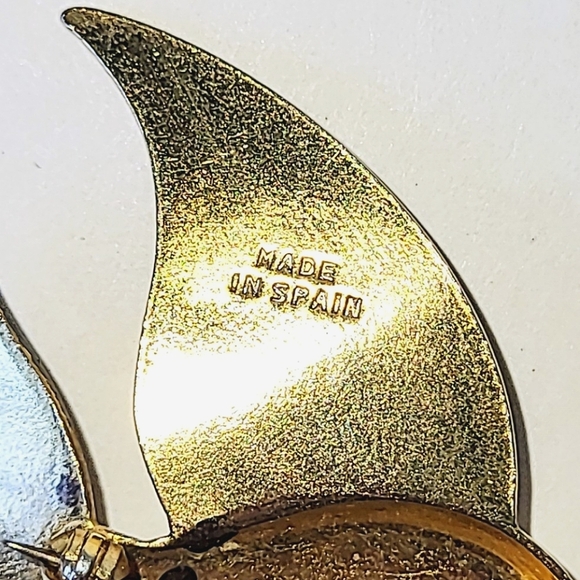 DAMASCENE ANGEL FISH PIN BROOCH - MADE IN SPAIN - Picture 4 of 8